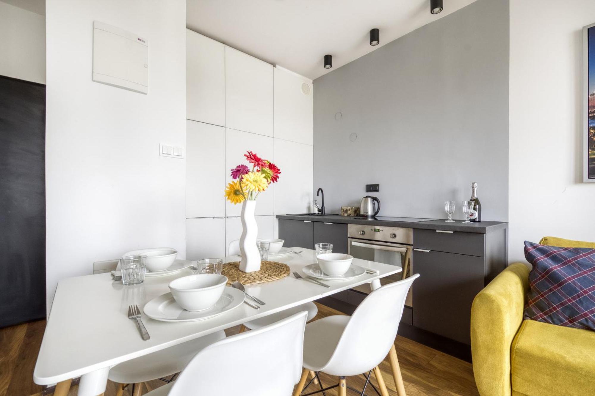 Warsaw Night Apartments Gieldowa Экстерьер фото